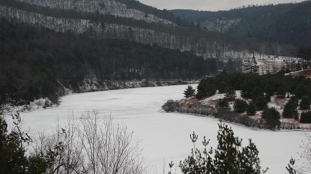 Bush Dam iced over.JPG